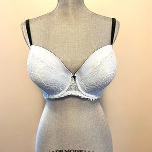Like new. Victoria’s Secret light blue lined demi bra. Size 36DDD